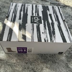 Boots, Ladies 8, dark taupe, by dolce Vitta